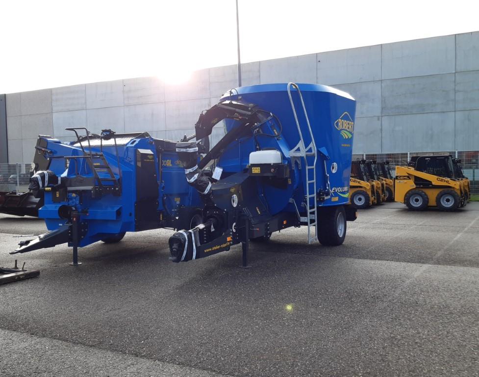 Outdoor storage of machinery